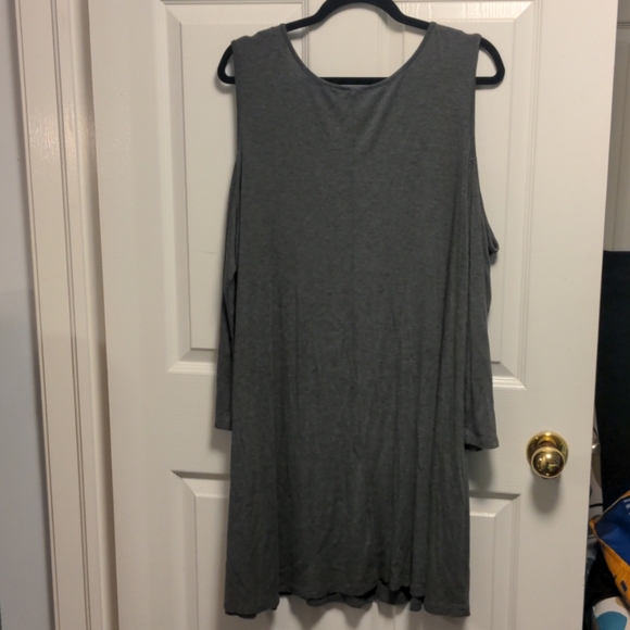 Cold shoulder dress - George size 2x - Picture 3 of 3